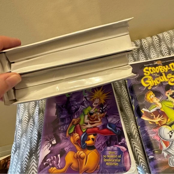 Scooby-Doo VHS Collection - Picture 15 of 16